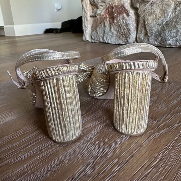 LOEFFLER RANDALL Camellia Gold Pleated Bow Heel With Ankle Strap - Picture 7 of 9